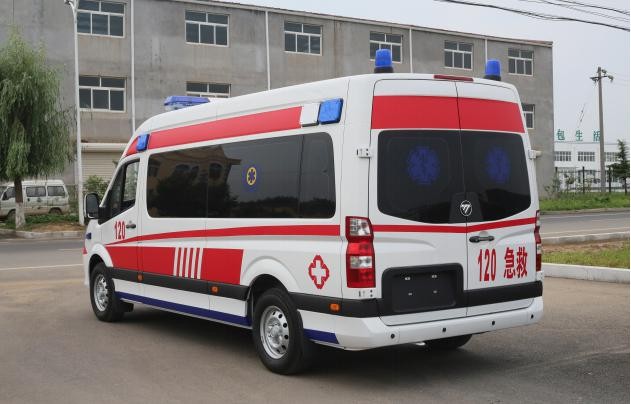 盈江县出院转院救护车
